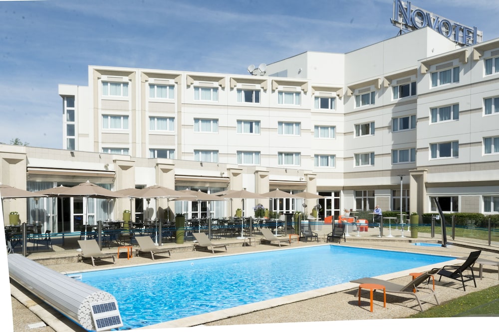 NOVOTEL BOURGES 3/49