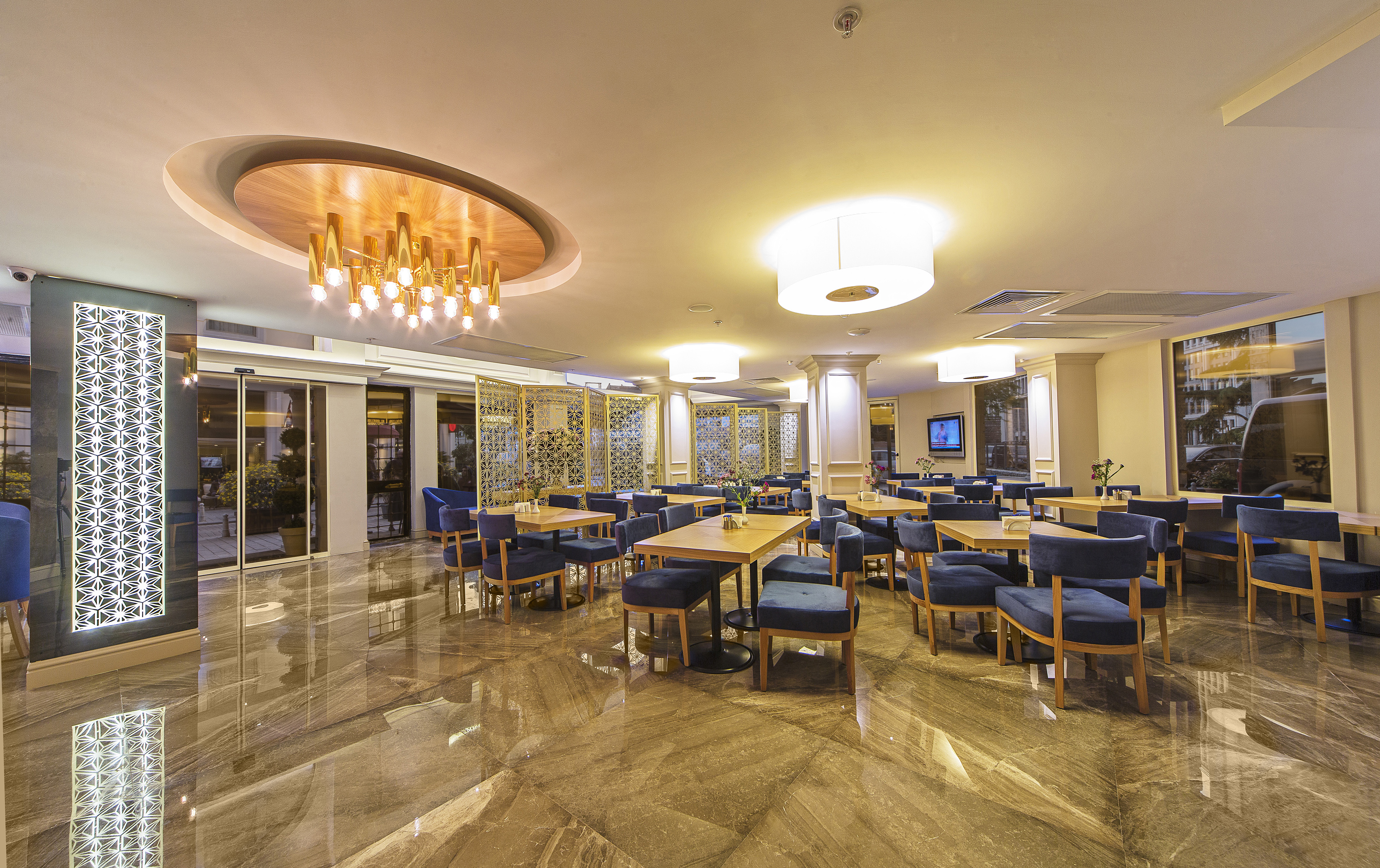 History Hotel 36/39