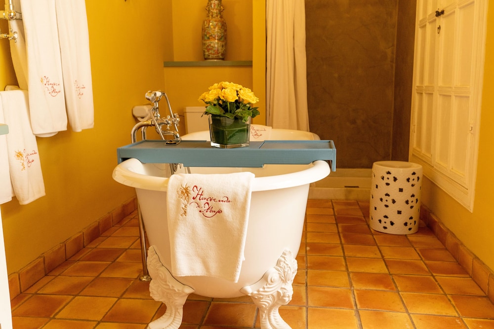 Hacienda De Abajo - Adults Only 23/50