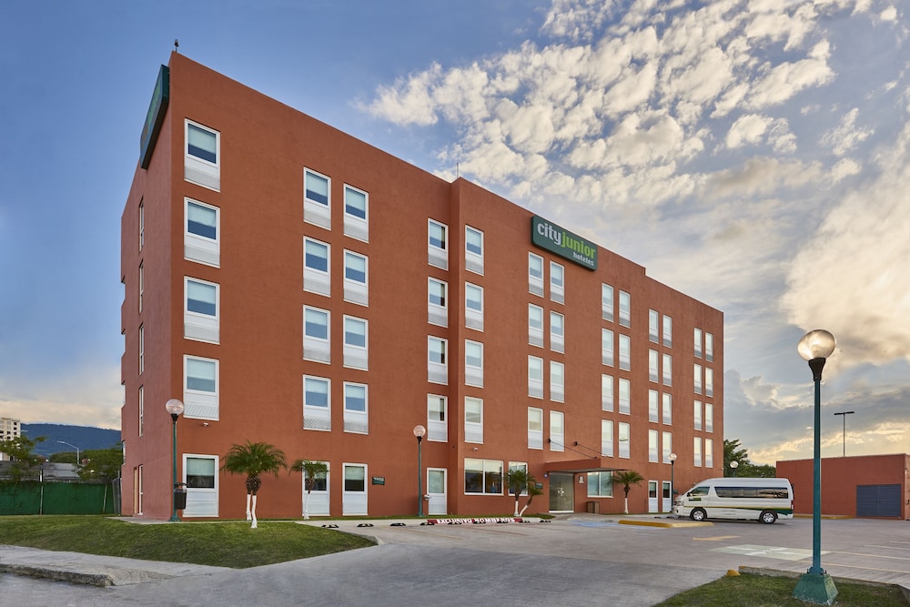 City Express Junior by Marriott Tuxtla Gutierrez Poliforum 3/54
