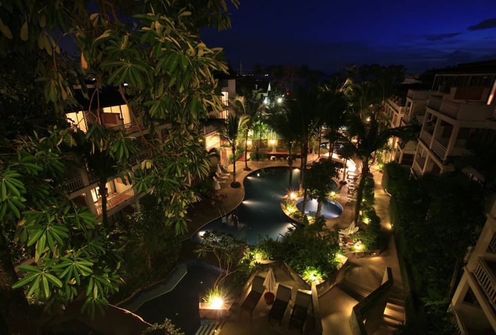 Sunset Beach Resort 62/66