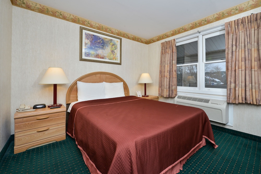 Travelodge by Wyndham Great Barrington Berkshires 19/43