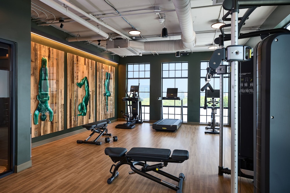 Moxy Charleston Downtown 19/42