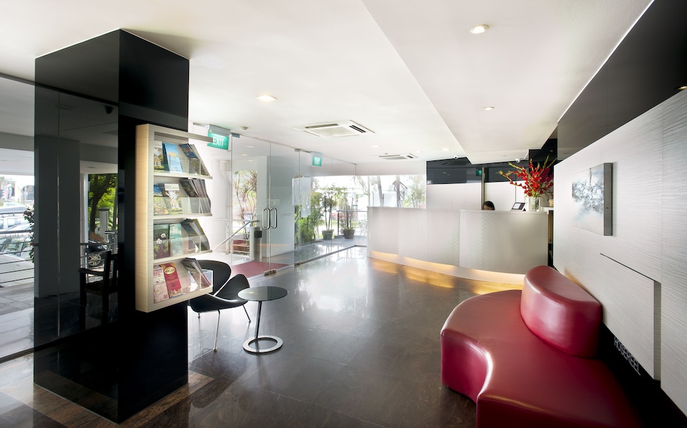 Harbour Ville Hotel 53/61