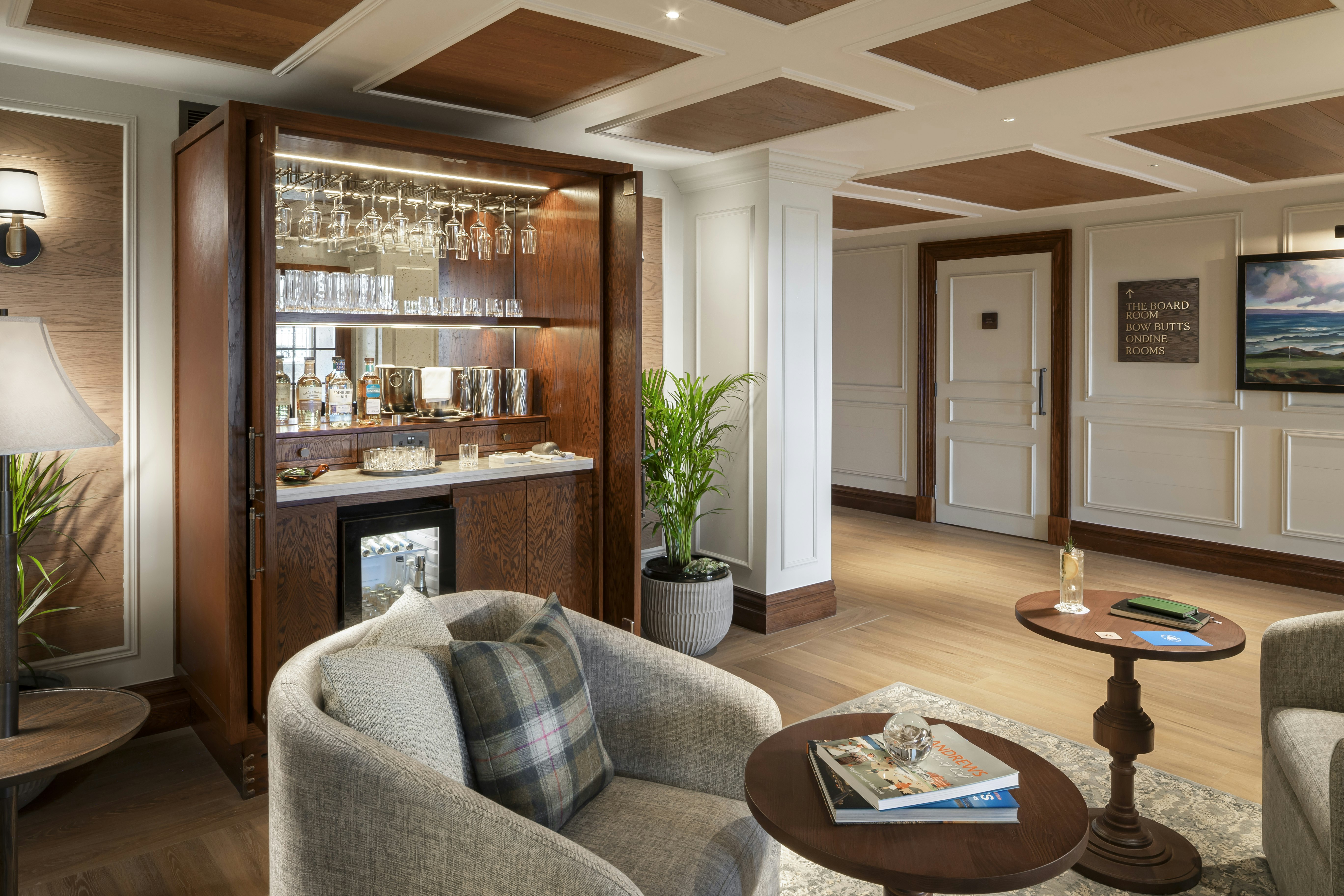 Scores Hotel 13/33