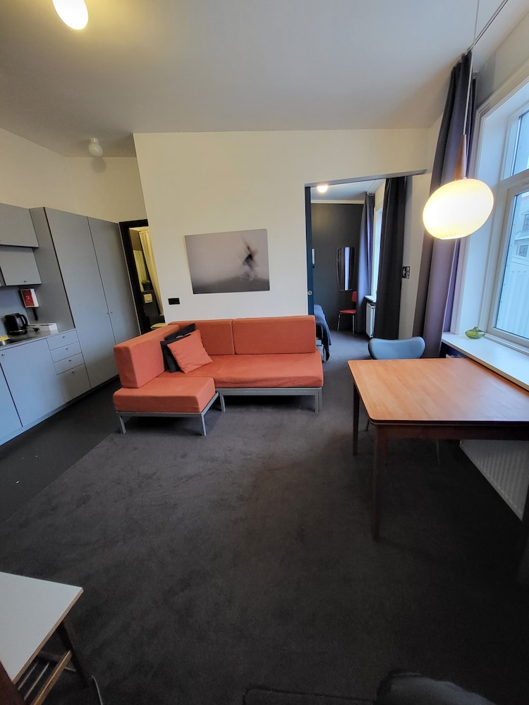 Grettir Apartments 29/50