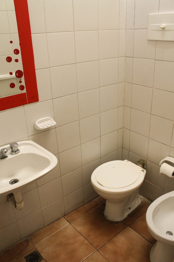 Casi Guemes Hotel 28/34
