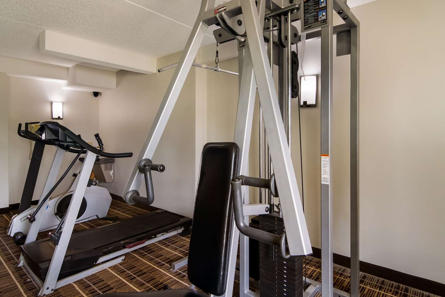 Quality Inn Aurora Naperville Area 24/41