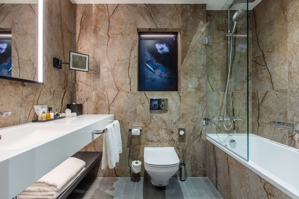 Radisson Collection Hotel, Tallinn 50/50