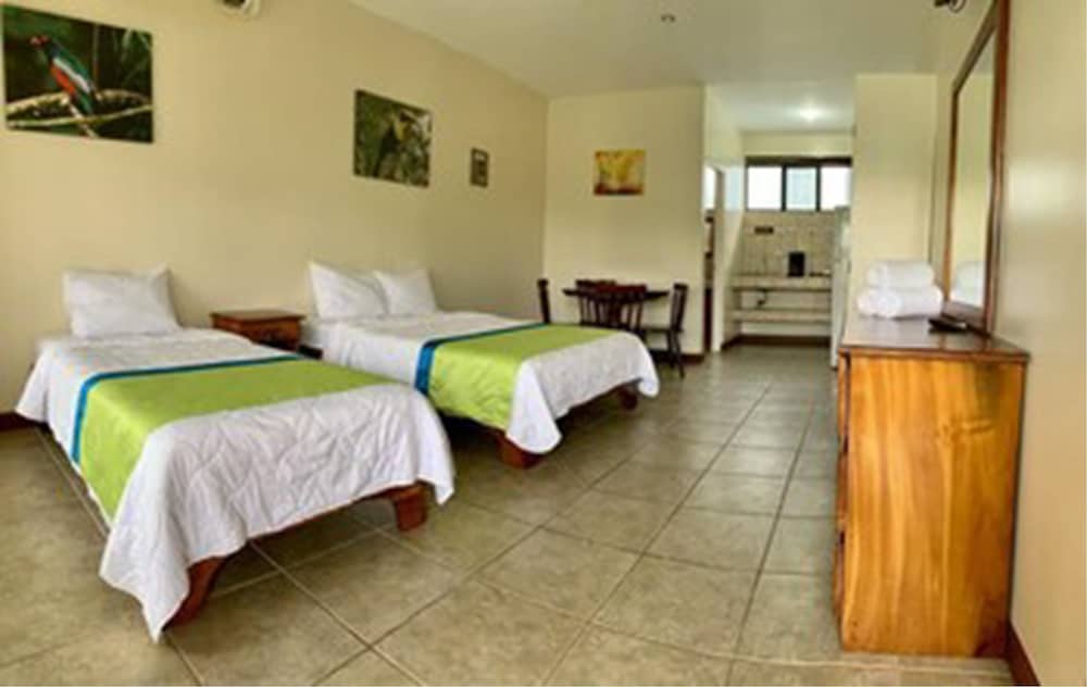 Hotel And Villas Huetares 13/50