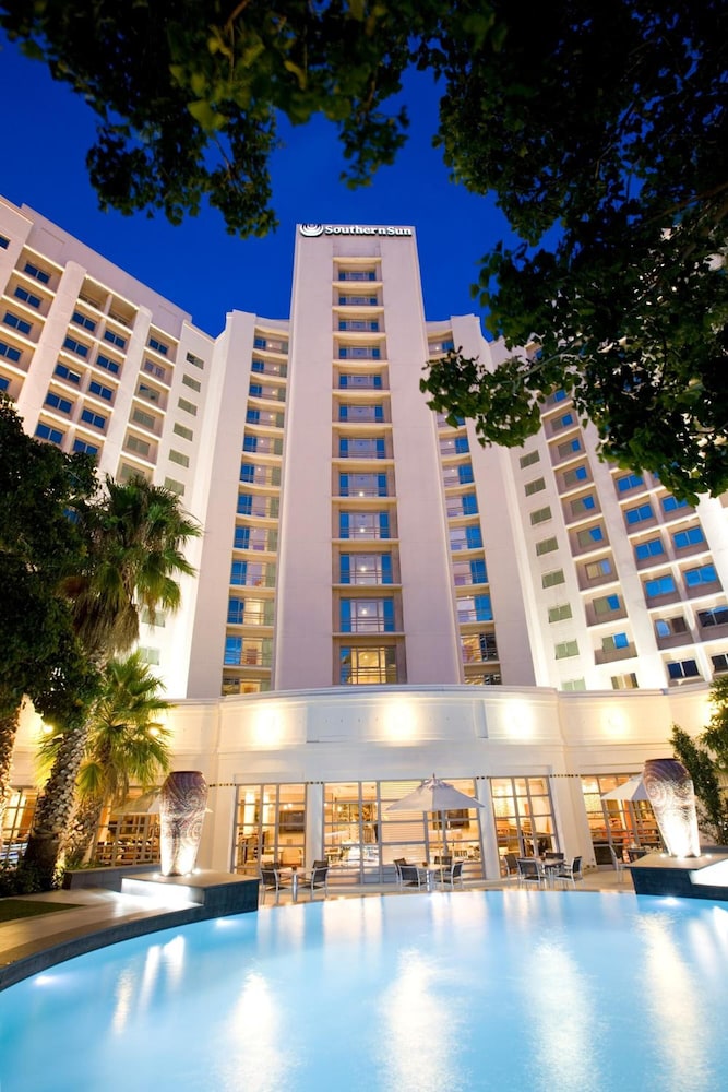 Southern Sun Waterfront in CAPE TOWN - WESTERN CAPE
