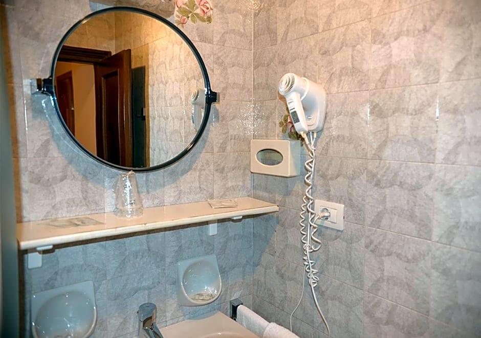 HOTEL REGINA DELLE DOLOMITI 62/81