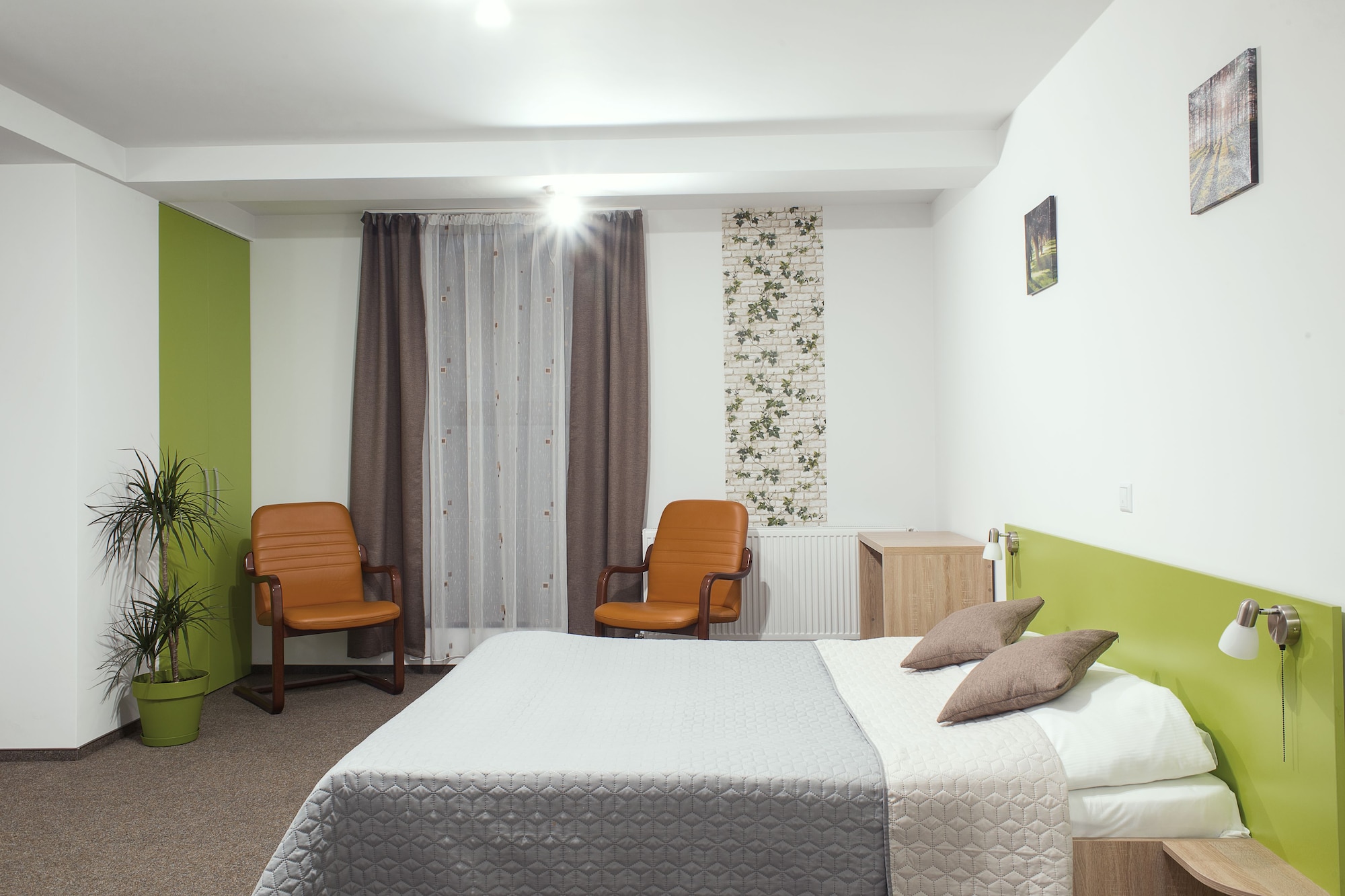 Deluxe, Villa, Queen Bed, Hill View, Sofa