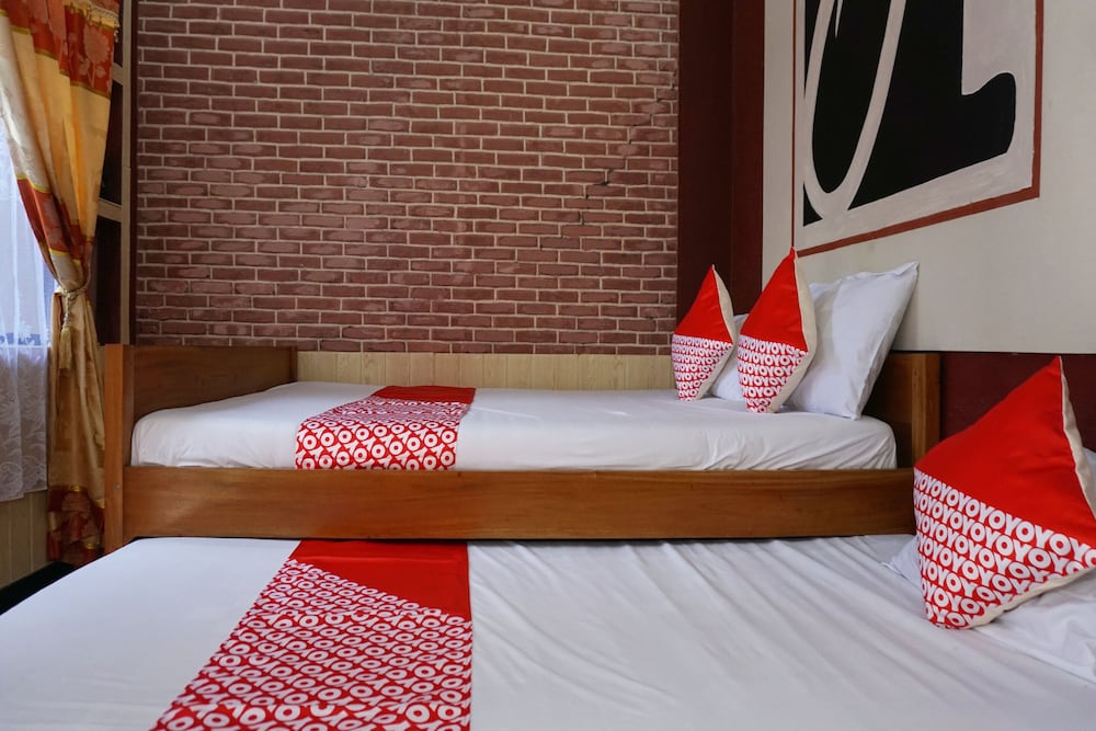 OYO 2860 The Castury Homestay Syariah 12/23