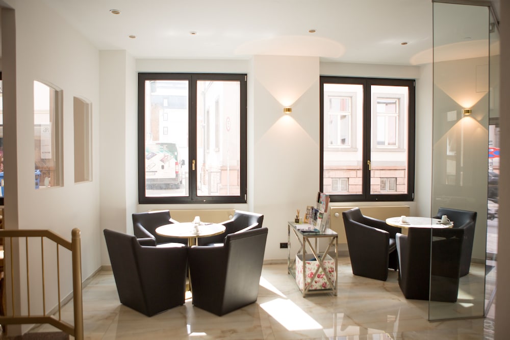 HOTEL HEIDELBERGER HOF 49/65