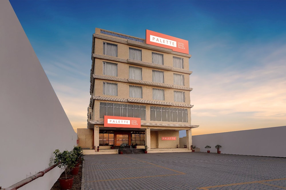 Palette - Hotel Royal Palace Morbi 1/50