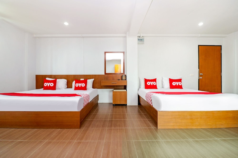 ECO Hostel 6/18