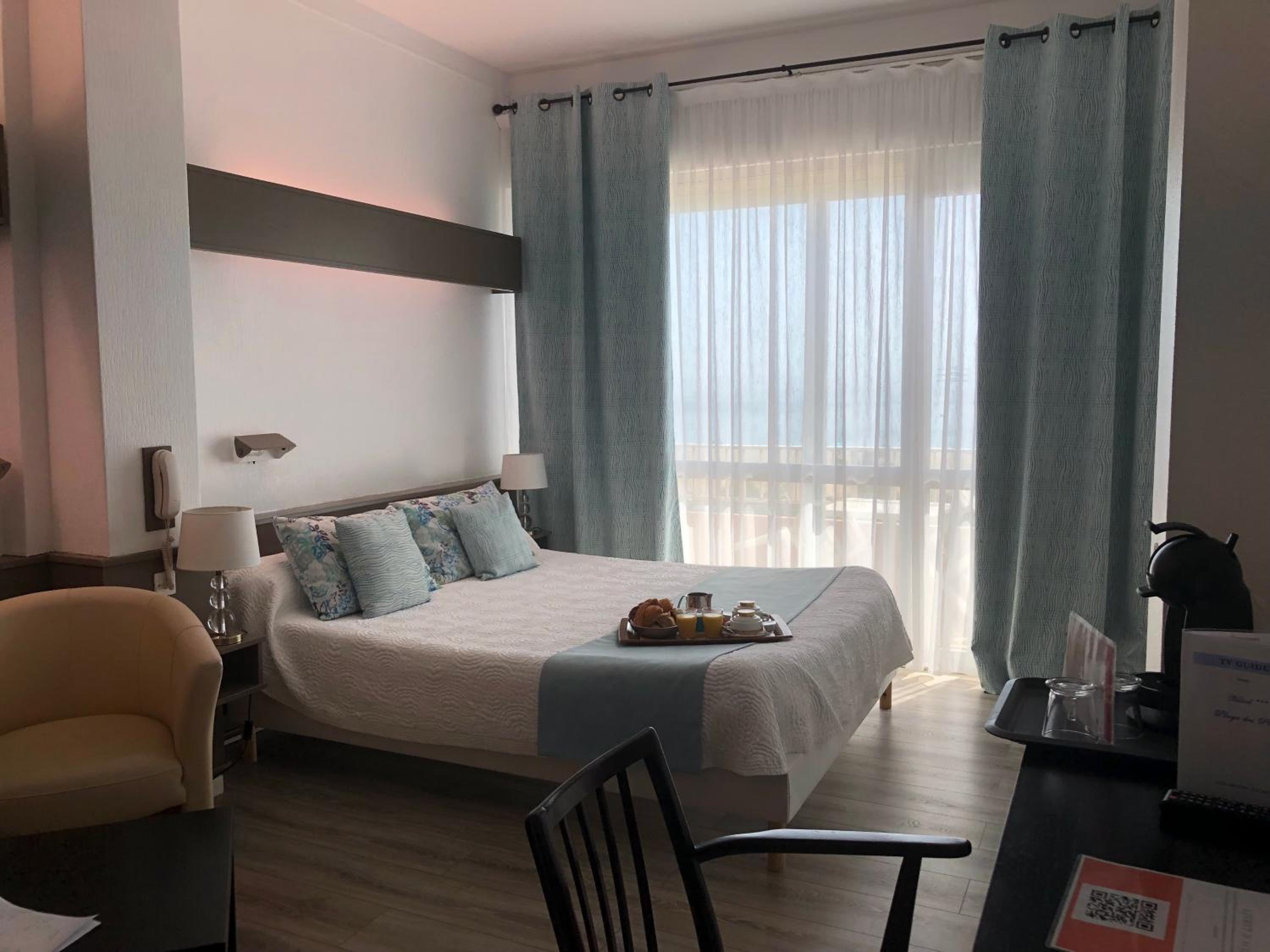 Hôtel Plage Des Pins 11/52