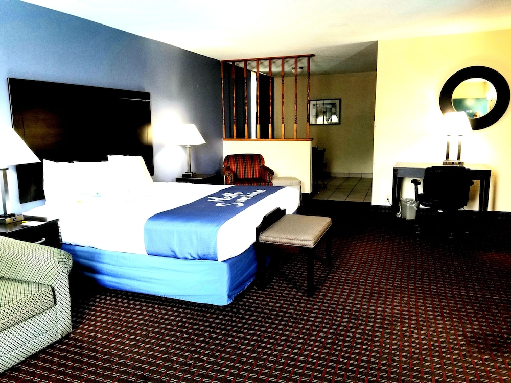 Days Inn by Wyndham Easley/Greenville/Clemson Area 13/38