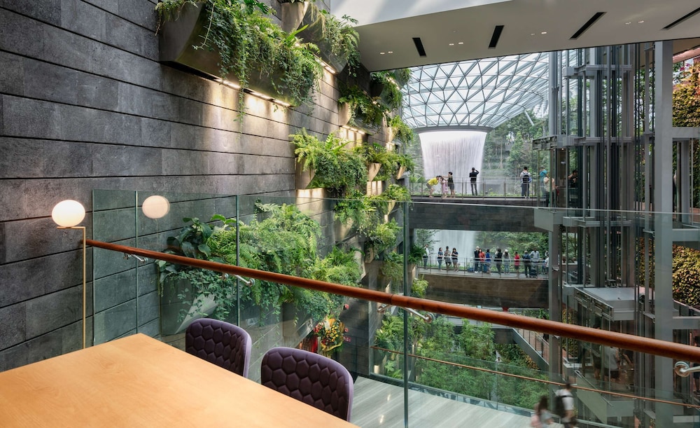 Yotelair Singapore Changi Airport 37/51