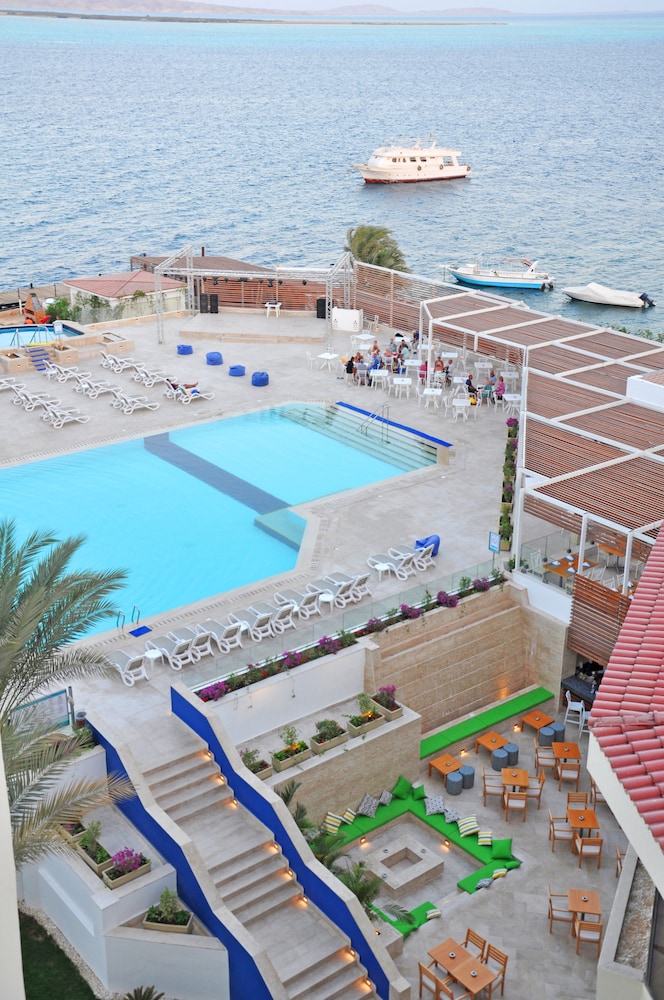 Sunrise Holidays Resort- Adults Only (Plus 16) 47/54