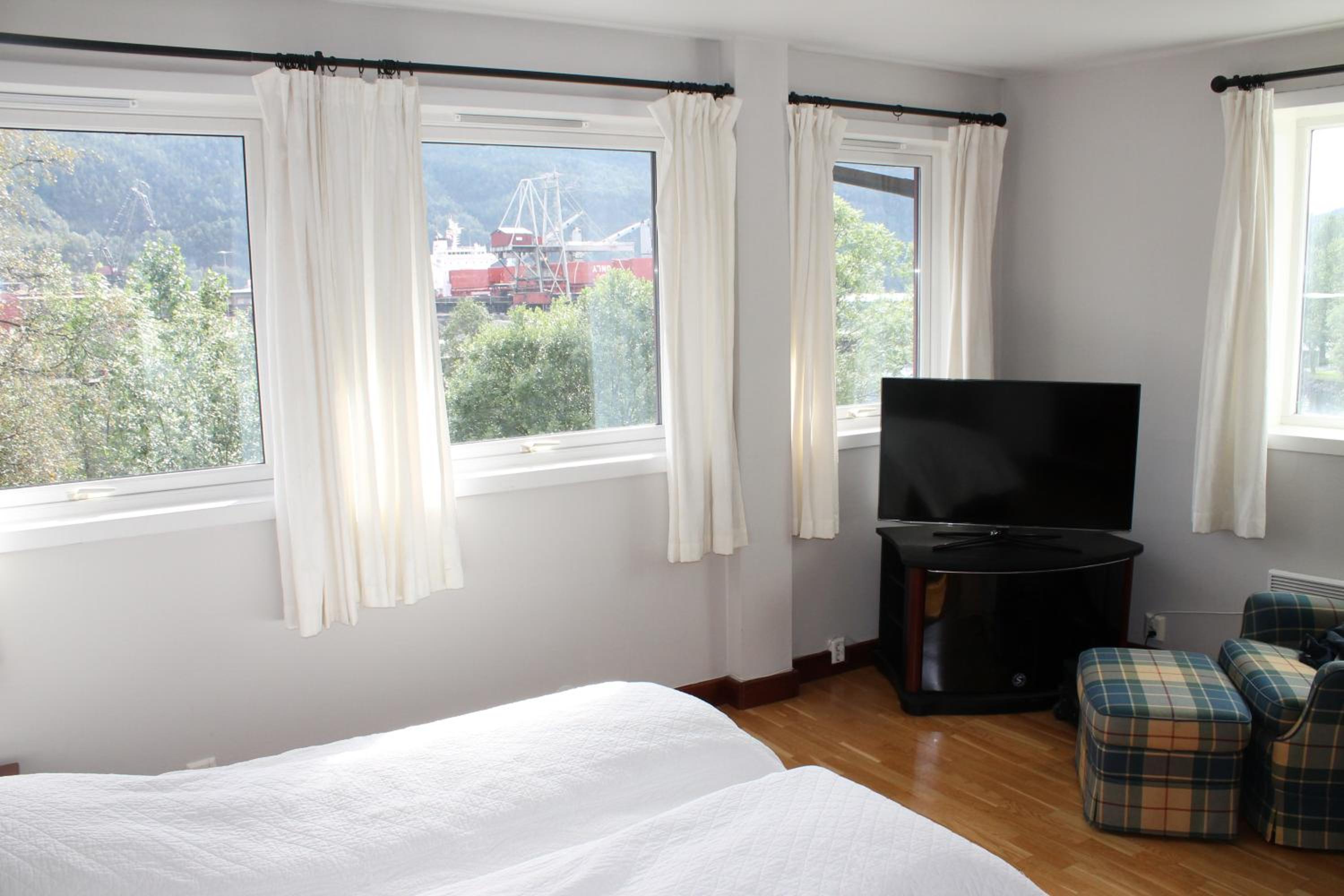 Klver Hotel 12/50
