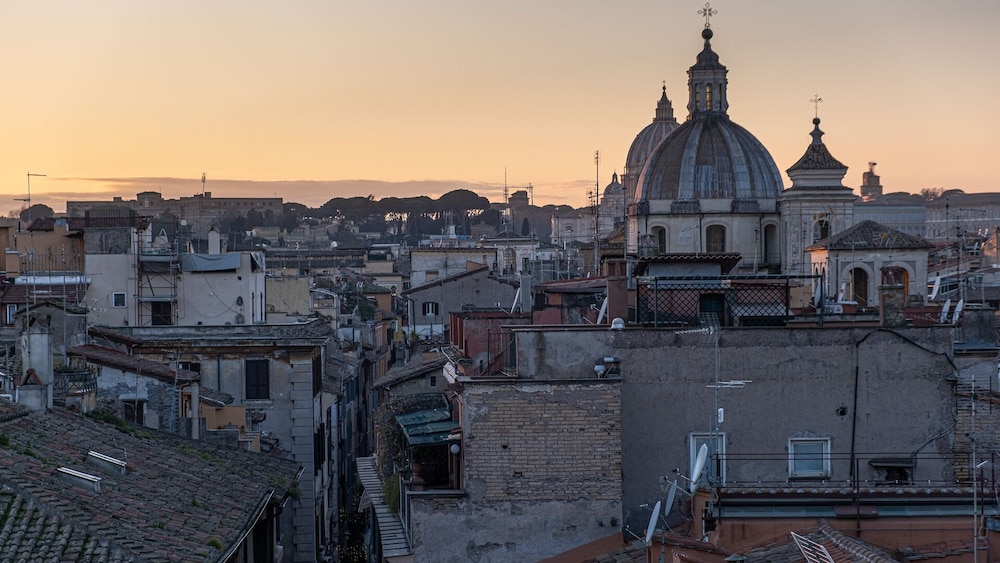 Antica Dimora Delle Cinque Lune 66/73