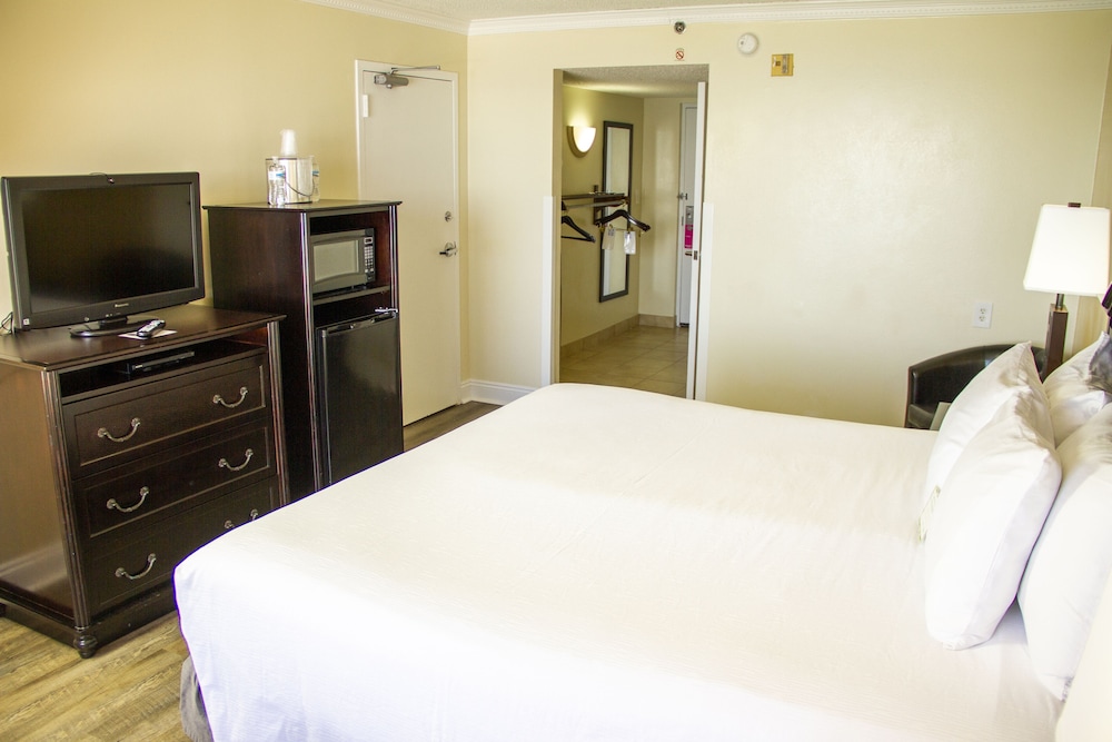 Wyndham Garden Fort Walton Beach Destin 8/55