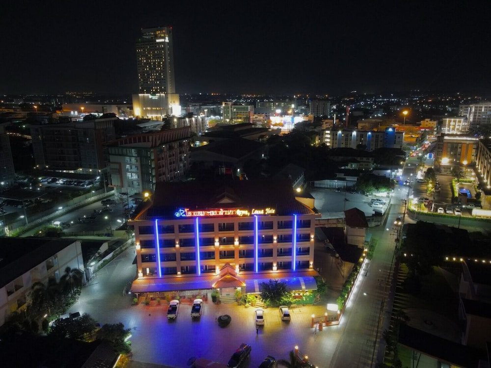 Rayong Lanna Hotel 2/56