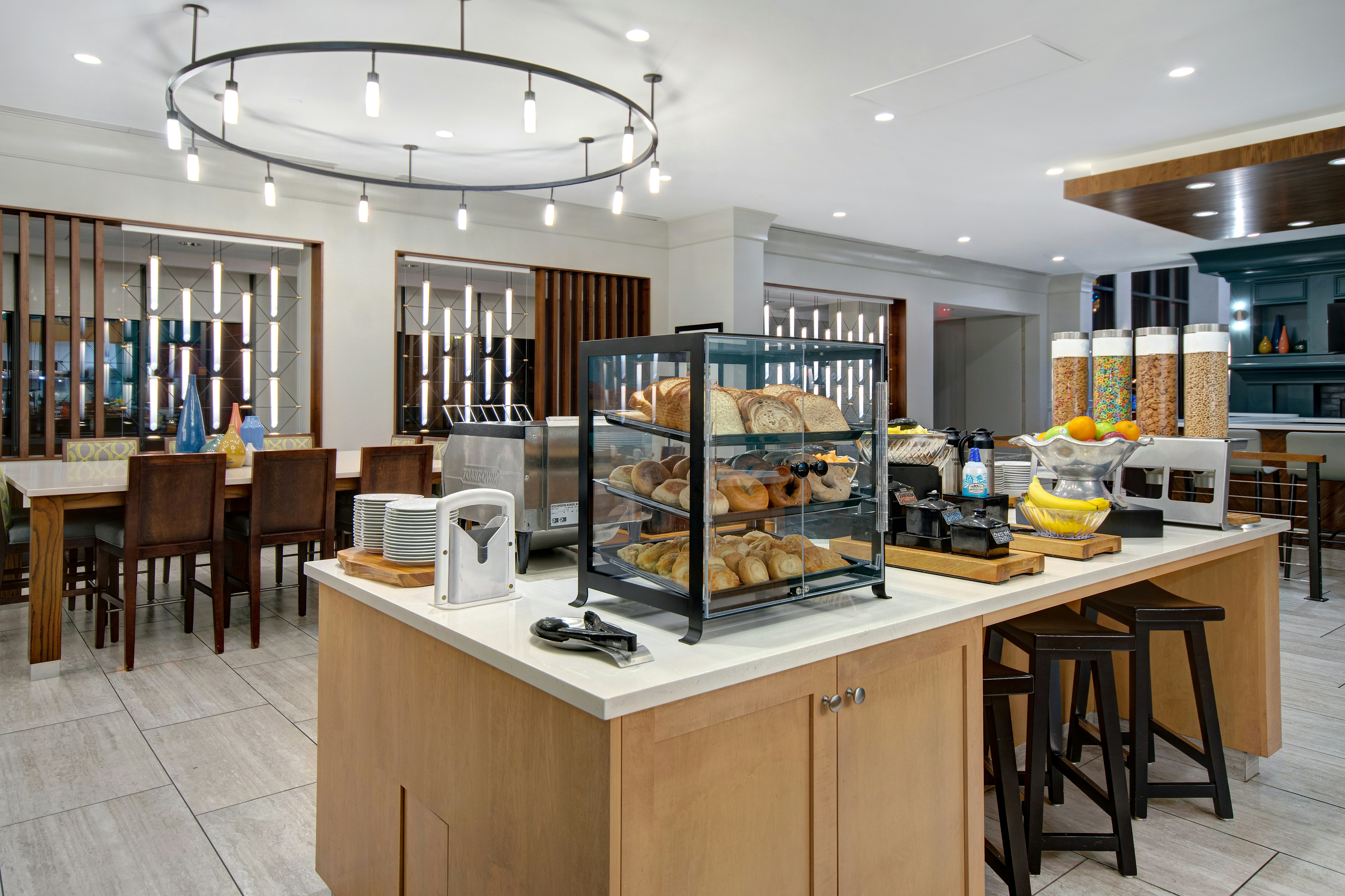 Hilton Garden Inn Terre Haute 48/66