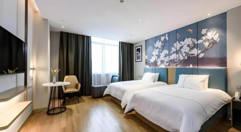 Magnotel Hotel (Dongxing Guomen Port) 23/50