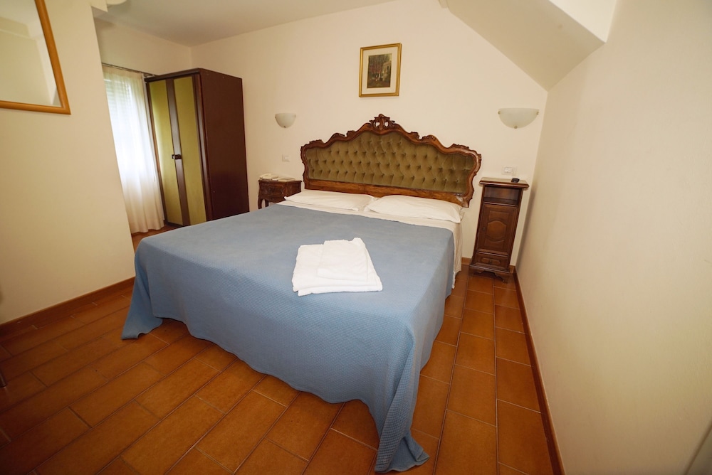 Canada Hotel Venice 7/20