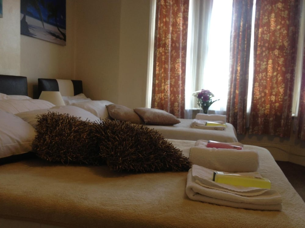 Crystal Lodge Hotel 14/38
