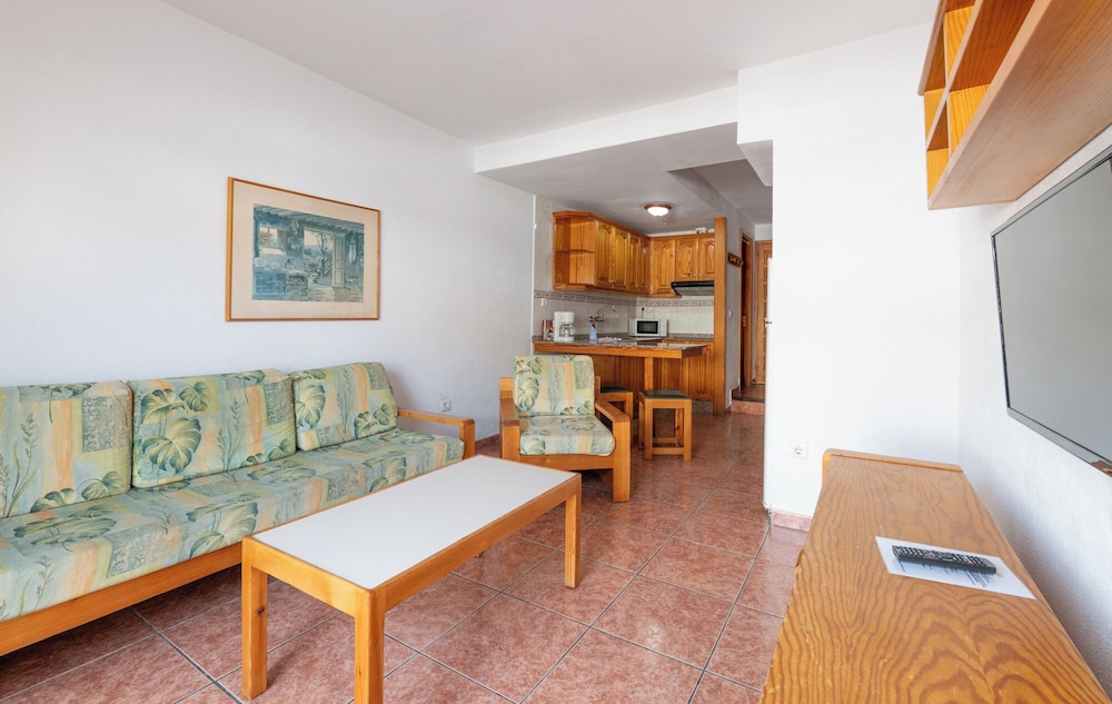 Montecarlo Apartments 27/50