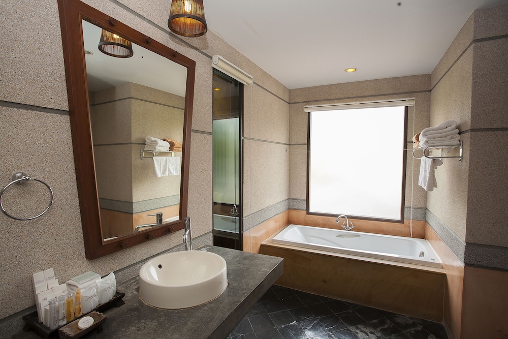 Railay Village Resort & Spa 47/48