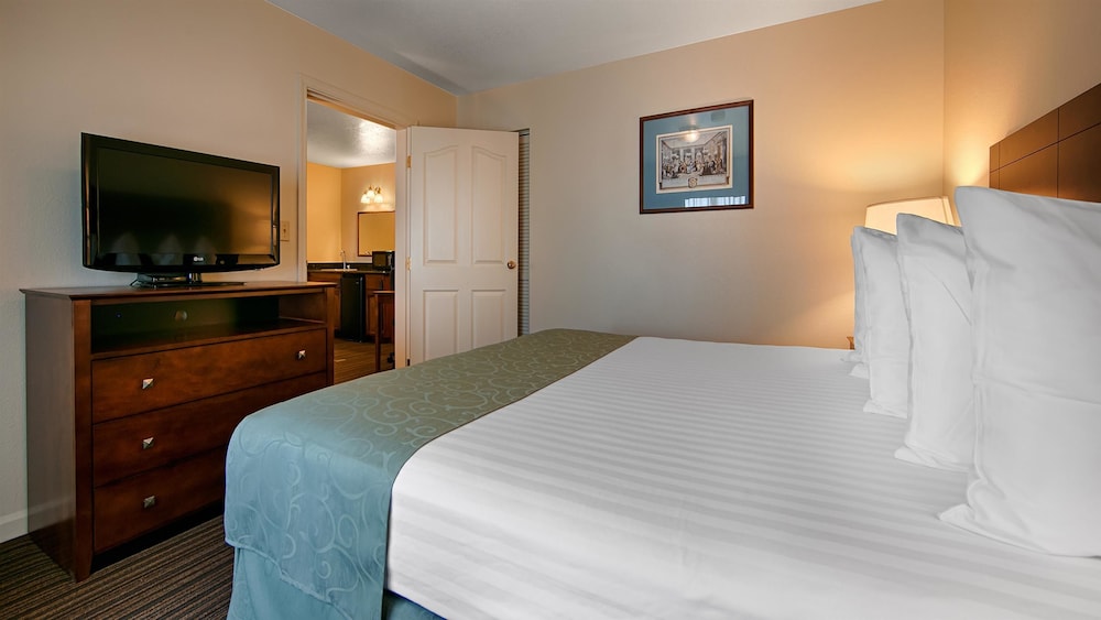 Best Western Capital City Inn 10/29