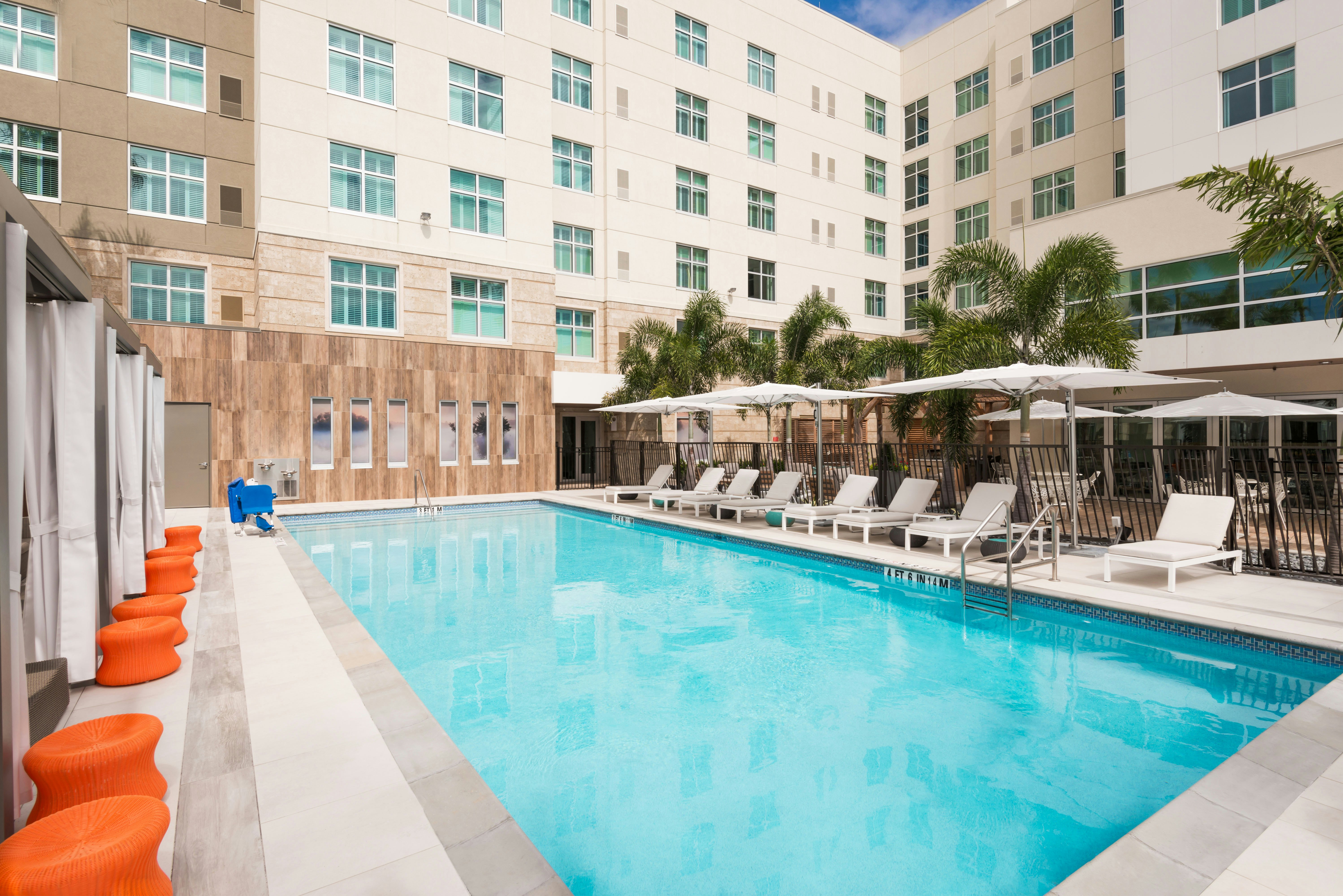 HOMEWOOD SUITES BY HILTON SARASOTA-LAKEWOOD RANCH 4/31