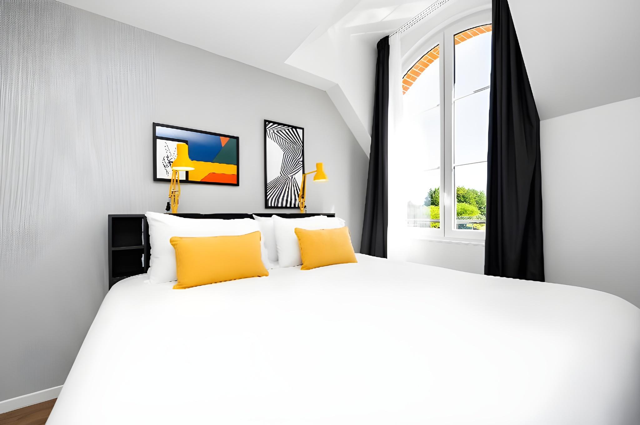 1 Bedroom, Duplex, Apartment, Queen Bed, 2 Sofa