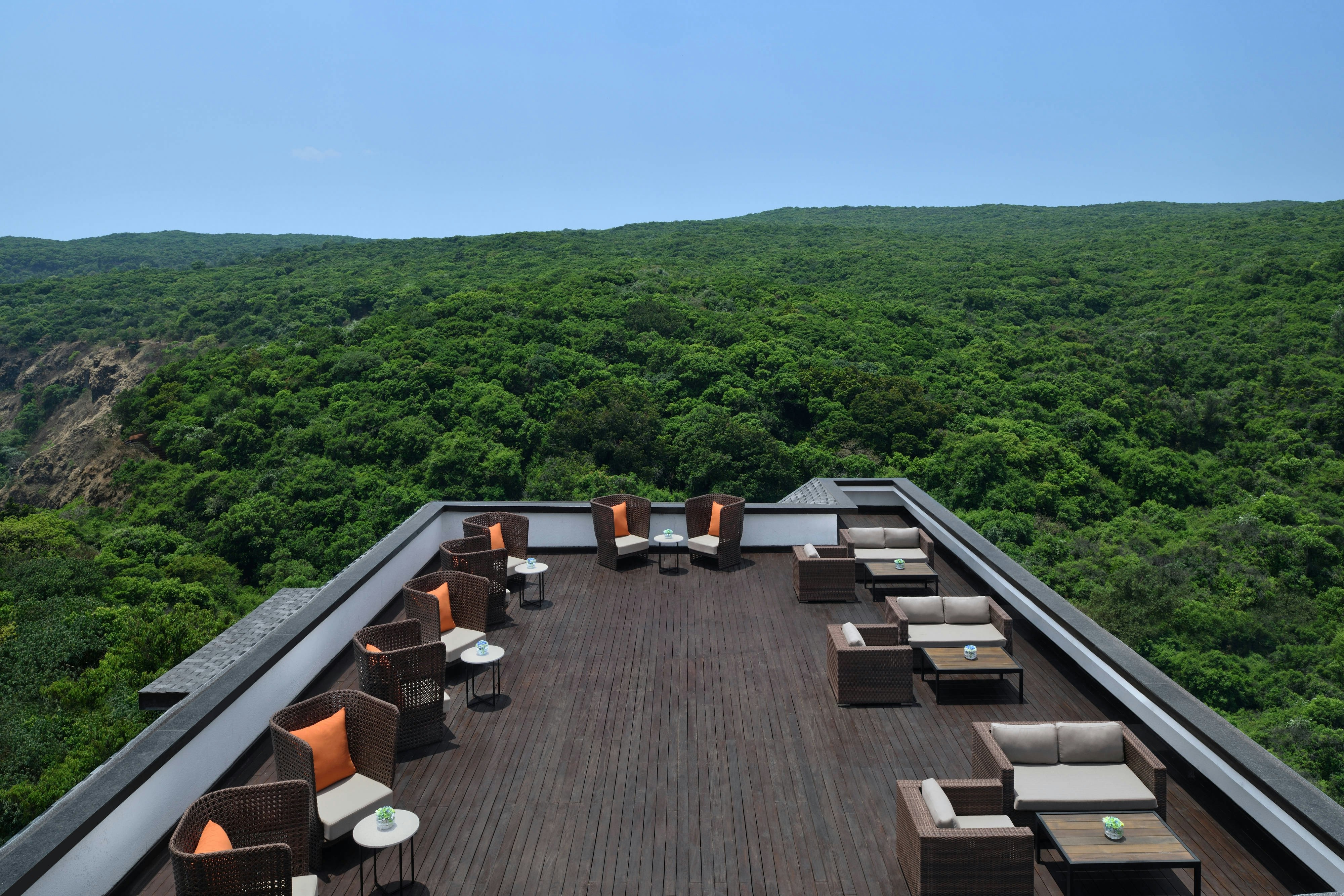 Courtyard by Marriott Mahabaleshwar 6/9