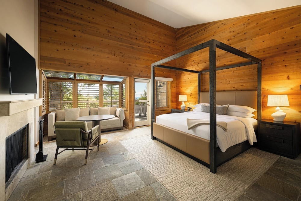 Coast, Suite, House, King Bed