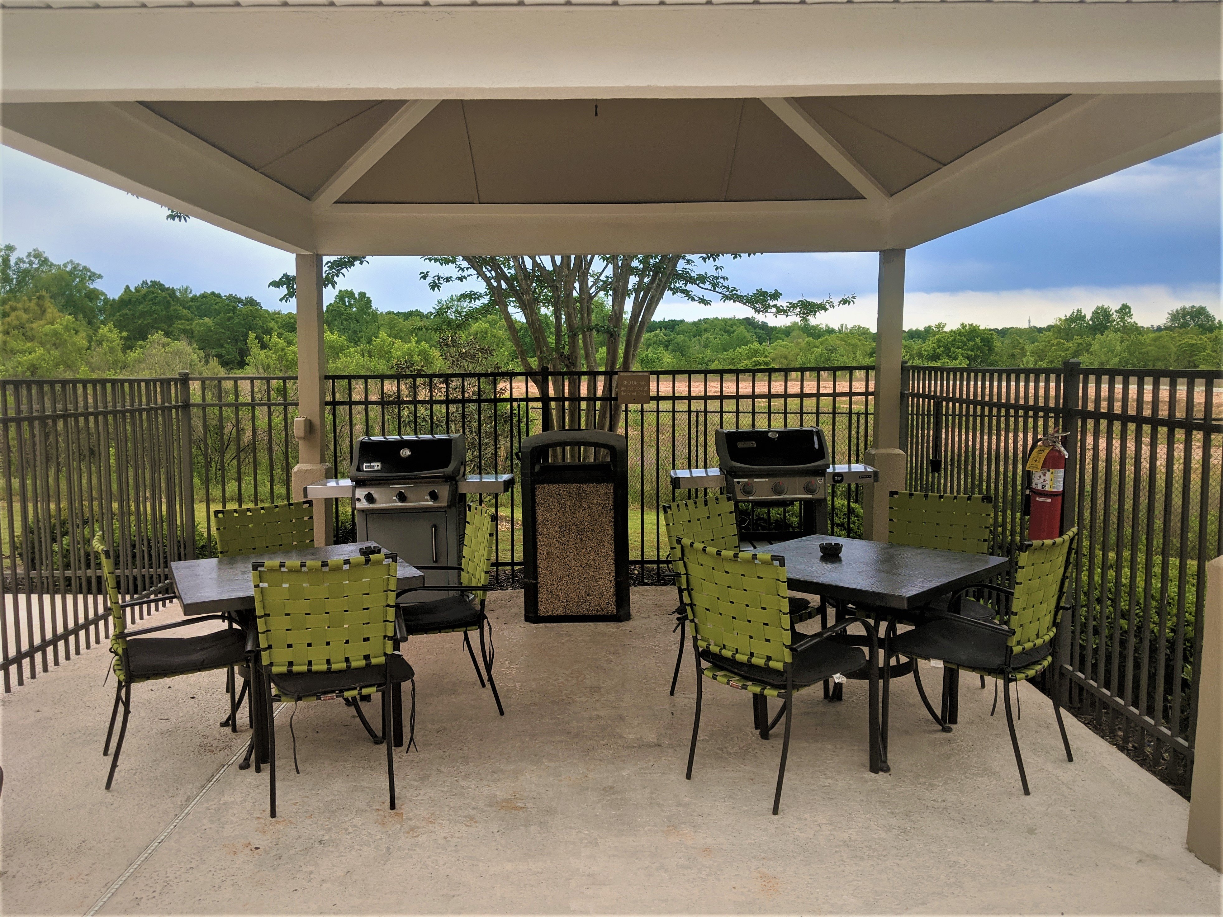 Candlewood Suites Macon 52/70