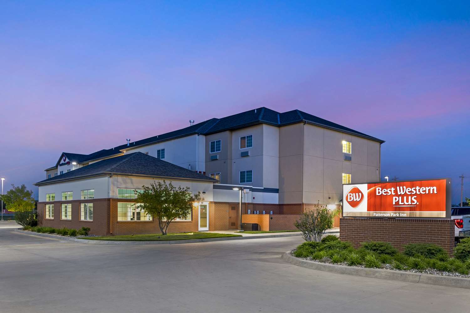 Best Western Plus Patterson Park Inn 2/43