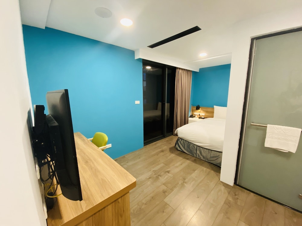 Greenight Hotel 35/72