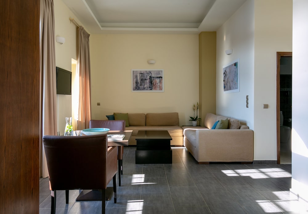 KRINOS SUITES HOTEL 27/50