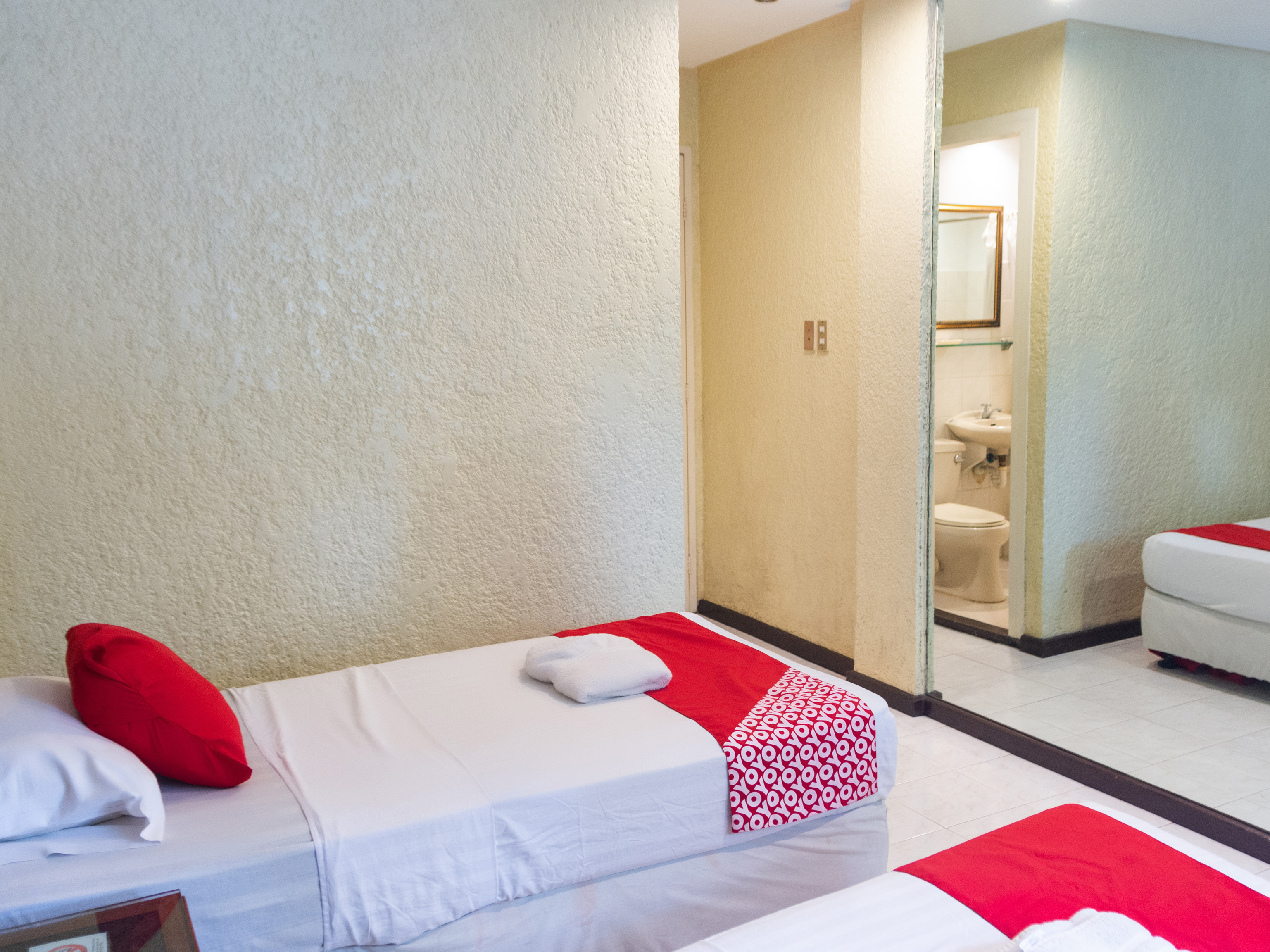 Chito's Hotel 28/50