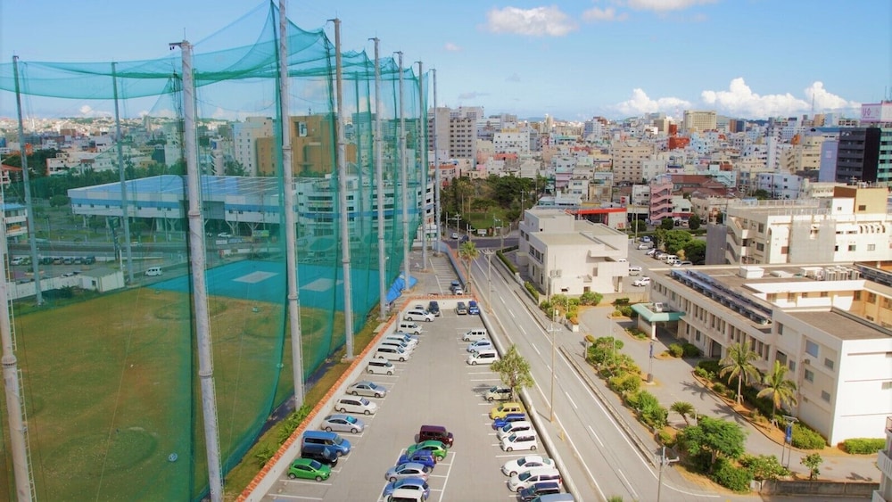 Naha Beach Side Hotel 40/71