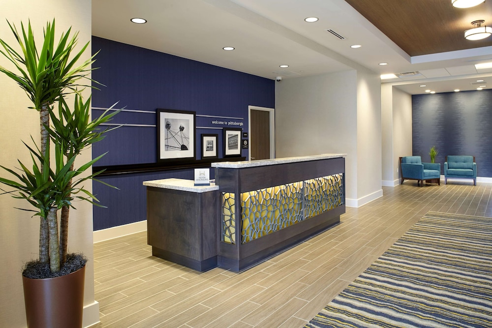 Hampton Inn Suites Pittsburgh Airport South Settlers Ridge 9/60