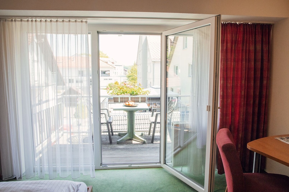 OCHSEN HOTEL 21/55