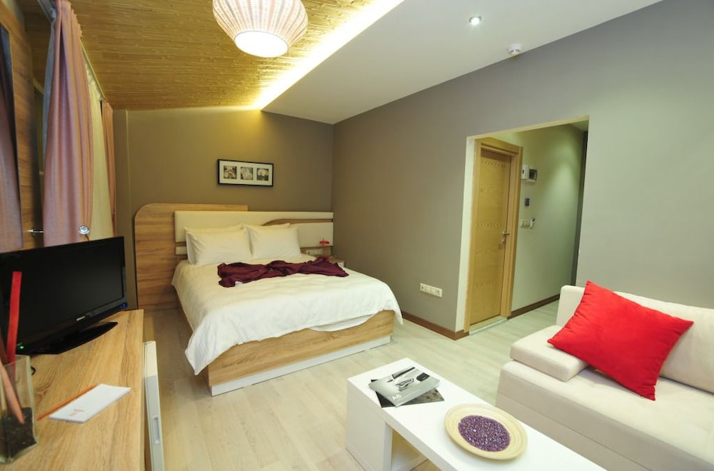 Butik Rafo Hotel 6/20