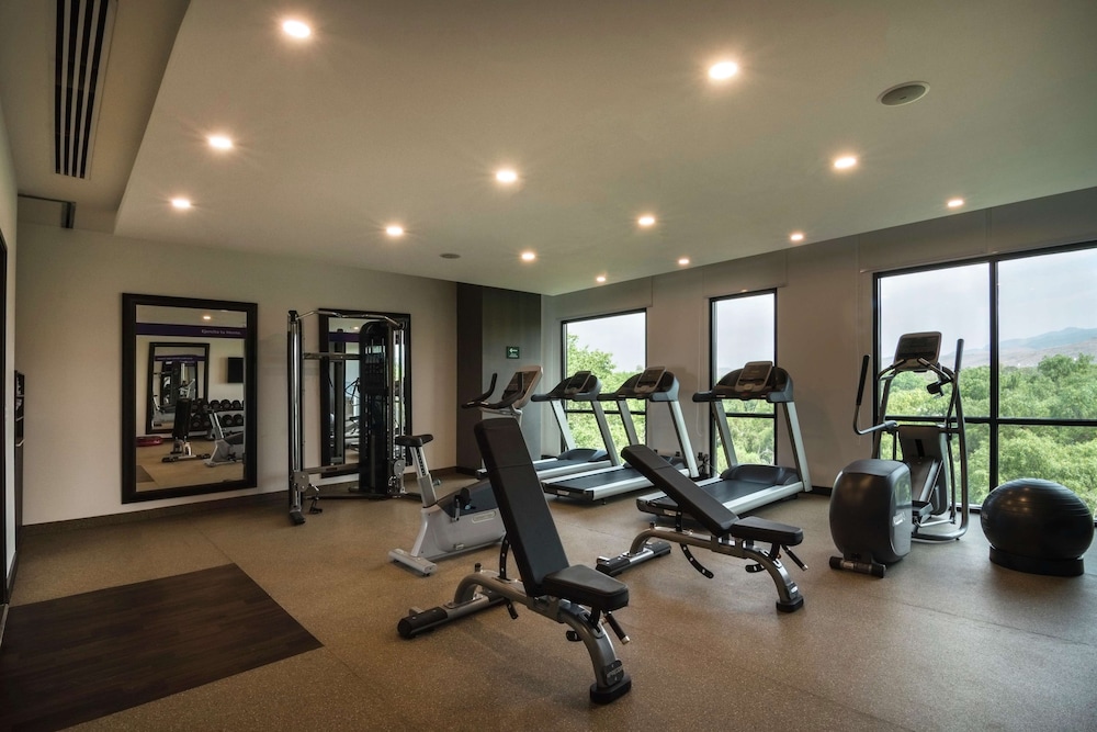 Hampton Inn And Suites San Luis Potosi Slp 32/53